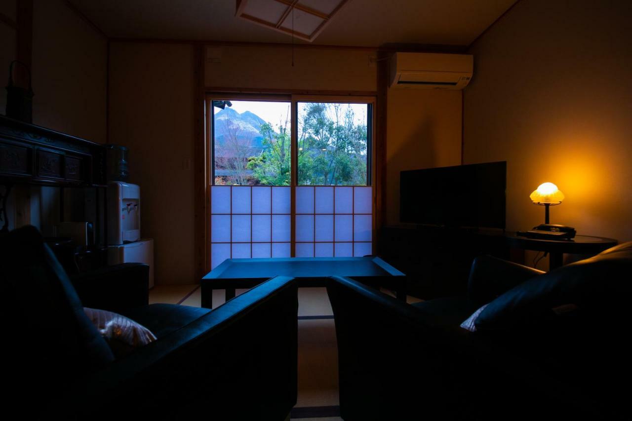 Oyado Den Rikyu Hotel Yufu Exterior photo